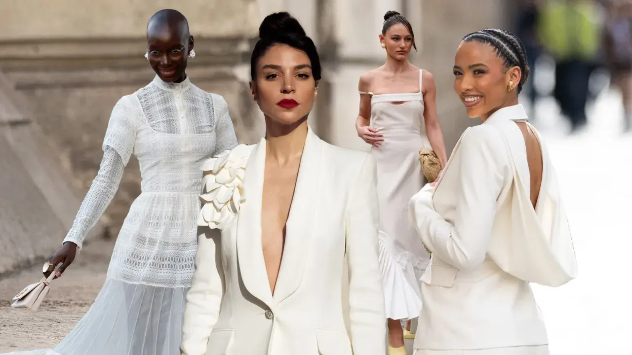 Vier Frauen in eleganten weißen Outfits, bereit für eine Hochzeit am Standesamt. Eine könnte die Brautjungfer sein, die andere die Trauzeugin.